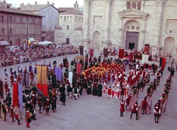 La Cerimonia dell'offerta dei Ceri alla Quintana di Ascoli Piceno